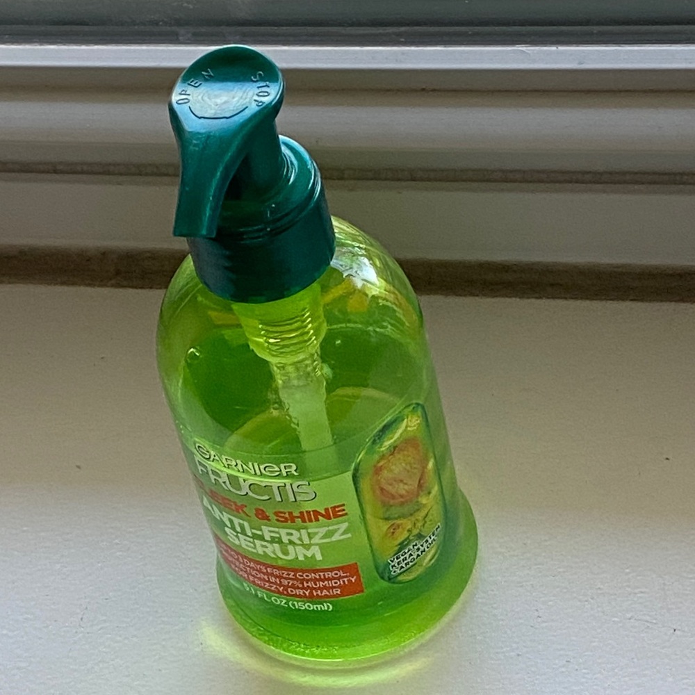 Garnier Fructis Sleek & Shine Anti-Frizz Serum - Vibrant Green